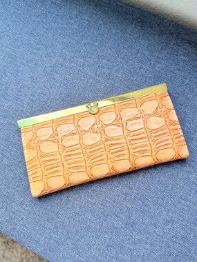 Faux Croc Print Kiss Lock Clutch